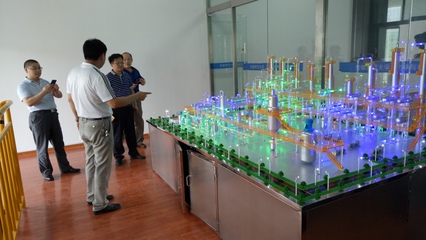 深化合作谋发展 化工学院赴安师大化材学院考察实验实训场所与教学设备实施